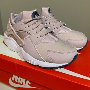 Pink and white huaraches